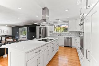 WALK to the Beach and FirePit, Bikes - Modern House - Yarmouth - 3