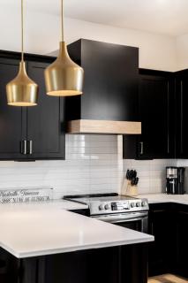 Diamond Retreat Townhome with Garage 3 mi to Downtown - 1