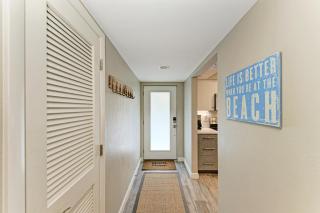 Sea Grape Inn 6- BEACHFRONT Property - 9