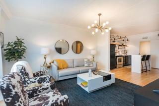 Music City Holiday 2 Bedroom 5 Beds POOL Parking - Nashville - 5