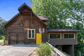 Colorful and Cozy River Retreat with a View - Lobelville - 4