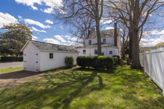 23rd Street White House - 4