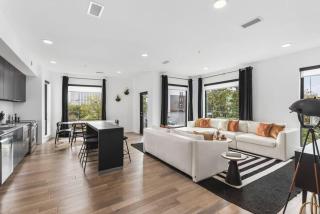 Oasis on the River with Garage Walk to Downtown - 3