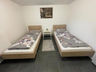 Handwerkerwohnung KG Sutterain - - 0