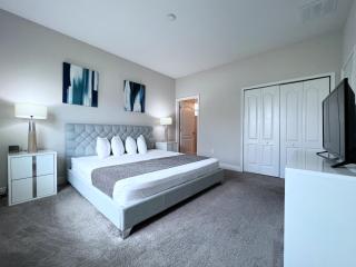 140AA - Balmoral Resort - 1