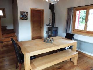 Chalet familial rénové 2 étoiles près du centre, 3 chambres, terrasse, parking, WiFi - FR-1-598-16 - Les Gets - 9