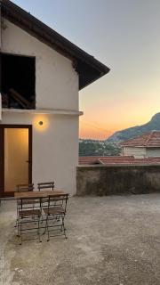 Casetta indipendente con vista - 0