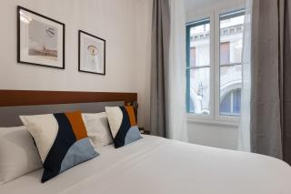 Chic Trieste Gem - 1