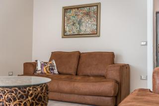 Luxury Block District Apartment - Tirana - 5