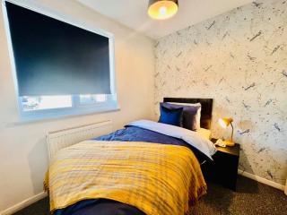Canvey Island Bliss By Artisan Stays I Relocation & Business I Free Parking I Sleeps 5 - Canvey Island - 8