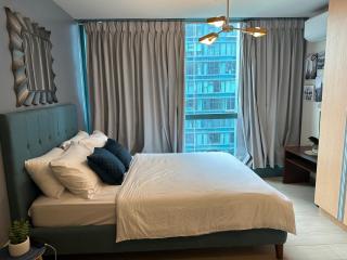 Executive Suite in Bonifacio Global City - Manila - 4