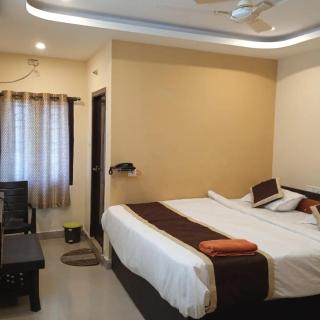 The Royal Inn - Visakhapatnam - 0