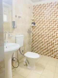 Ultra luxury apartment peacefull and stylish - Noida - 4
