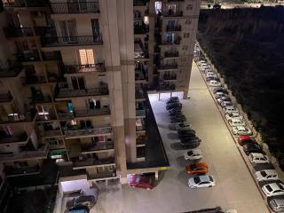 Ultra luxury apartment peacefull and stylish - Noida - 2