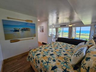 SeaSide Lake-Front Cottage - Madison - 0