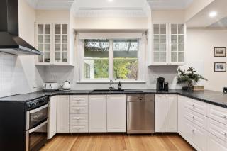 Stirling Homestead Farmstay Cottages Mansfield - 2