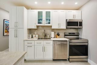 1 Mi to Pompano Beach Home with Patio and Pool! - Pompano Beach - 4
