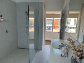 White on Wright - Heathcote - 3
