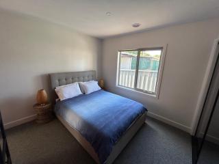 White on Wright - Heathcote - 1