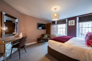 At Home - Shrewsbury - 4