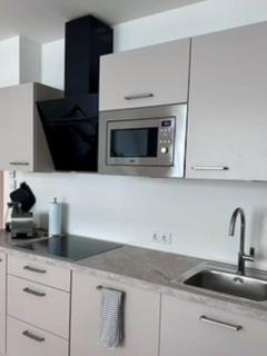 Freshly renovated Apartment in Trendy Area l HG21 - Vienne - 8