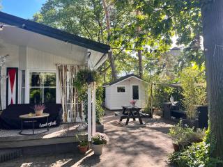 Het Verwende Nest lodge, wellness lodge, hottub & sauna - Voorthuizen - 4