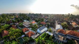 Hijau Villa by EVDEkimi - Charming 2BR escape with Pool, Outdoor Lounge, Lush Garden - Ubud - 4