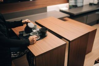 Loft com sacada, lareira e garagem no Parque Una - 9