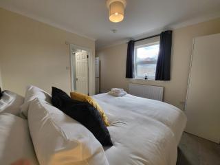 Tooting Bec Central Apartment by London Tube - 1