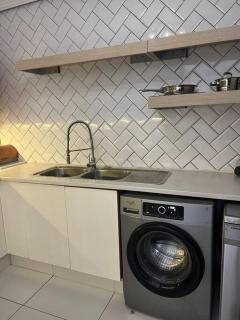 Cosy apt 10min to OR Tambo - Boksburg - 9