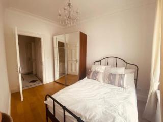 Dobra Elegant, 3 Bedroom Apartment - Varsovie - 1
