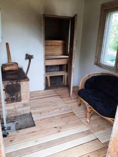 House with spacious garden and a simple sauna - 1