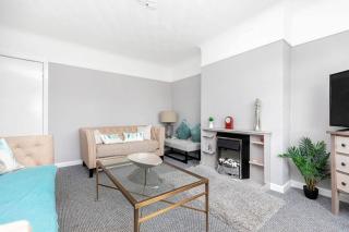BOURNECOAST - near beach and shops - parking - 8498 - Bournemouth - 6