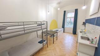 Spacious, Light Studio Apartment in Vinohrady - Prague - 7