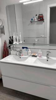 Precioso dormitorio en el centro de Torremolinos - 1