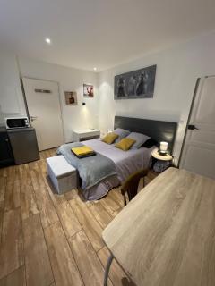 la Montagnette les marmottes STUDIO maison en travaux de 10h a 17h - 8