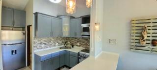 Beautiful Beachfront Penthouse 2 Bdrm 2 Bath Condo - Cabarete - 6