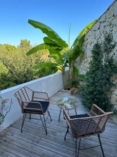 Studio La Boheme Jacuzzi et Terrasse vu sur Pic Saint Loup - Prades-le-Lez - 2