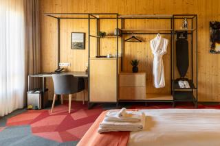 Landhotel - Hella - 4