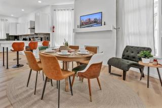 Trendy Two-Level Apartment - Buffalo - 0
