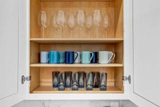 Chic Vibrant Dtwn Apartment - Buffalo - 6