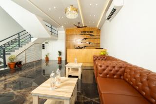 Krown Palace Resort - 2