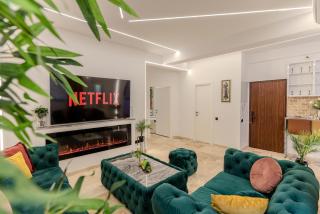 Luxury & Comfort: Smart 2BR-Apt at Unirii Square - Bucharest - 3