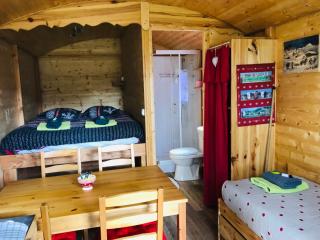 Camping, Hôtel De Plein Air Les Cariamas - Chateauroux-les-Alpes - 6