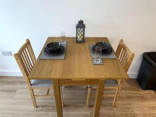 Modern 1 Bedroom Serviced Apartment - Near City Centre - Doncaster - 3