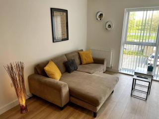 Modern 1 Bedroom Serviced Apartment - Near City Centre - Doncaster - 2