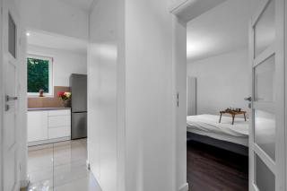 Złota Apartment - City Center, Workspace, Metro - by Rentujemy - Varsavia - 3