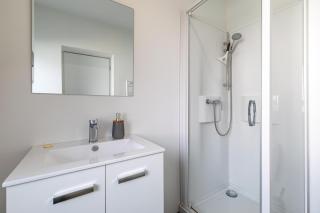 Idéal couples & pro - Patio extérieur- Proche centre ville et gare - Promenade au bord de la Charente - Parking à proximité - Wifi très haut debit - Équipement premium -Netflix - Angoulême - 1