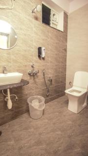 Radhe Suites - 5