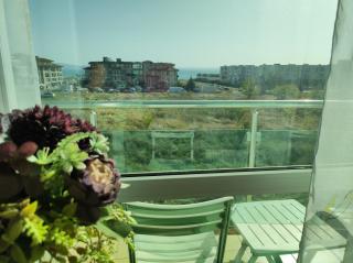 Прекрасен апартамент с изглед към морето Сарафово 1 - 5